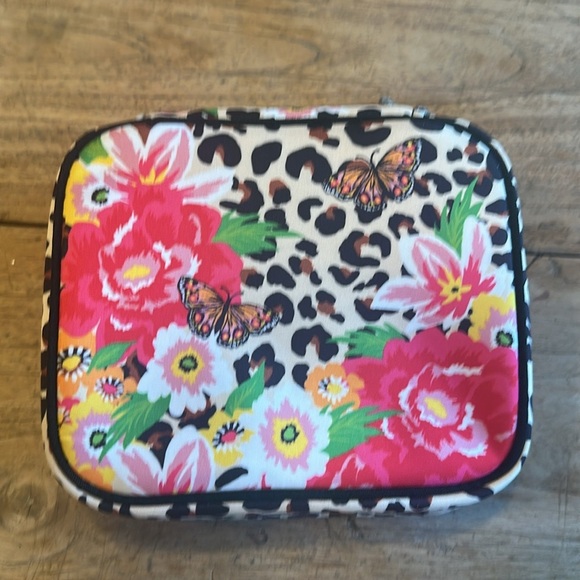 Brighton Limited Edition Garden Spots Jewelry Case – NWOT - Picture 4 of 10